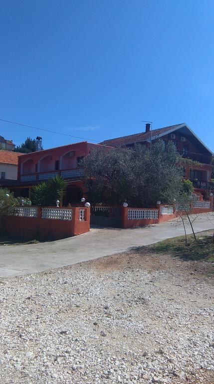 Guest House Bocac Сали Экстерьер фото